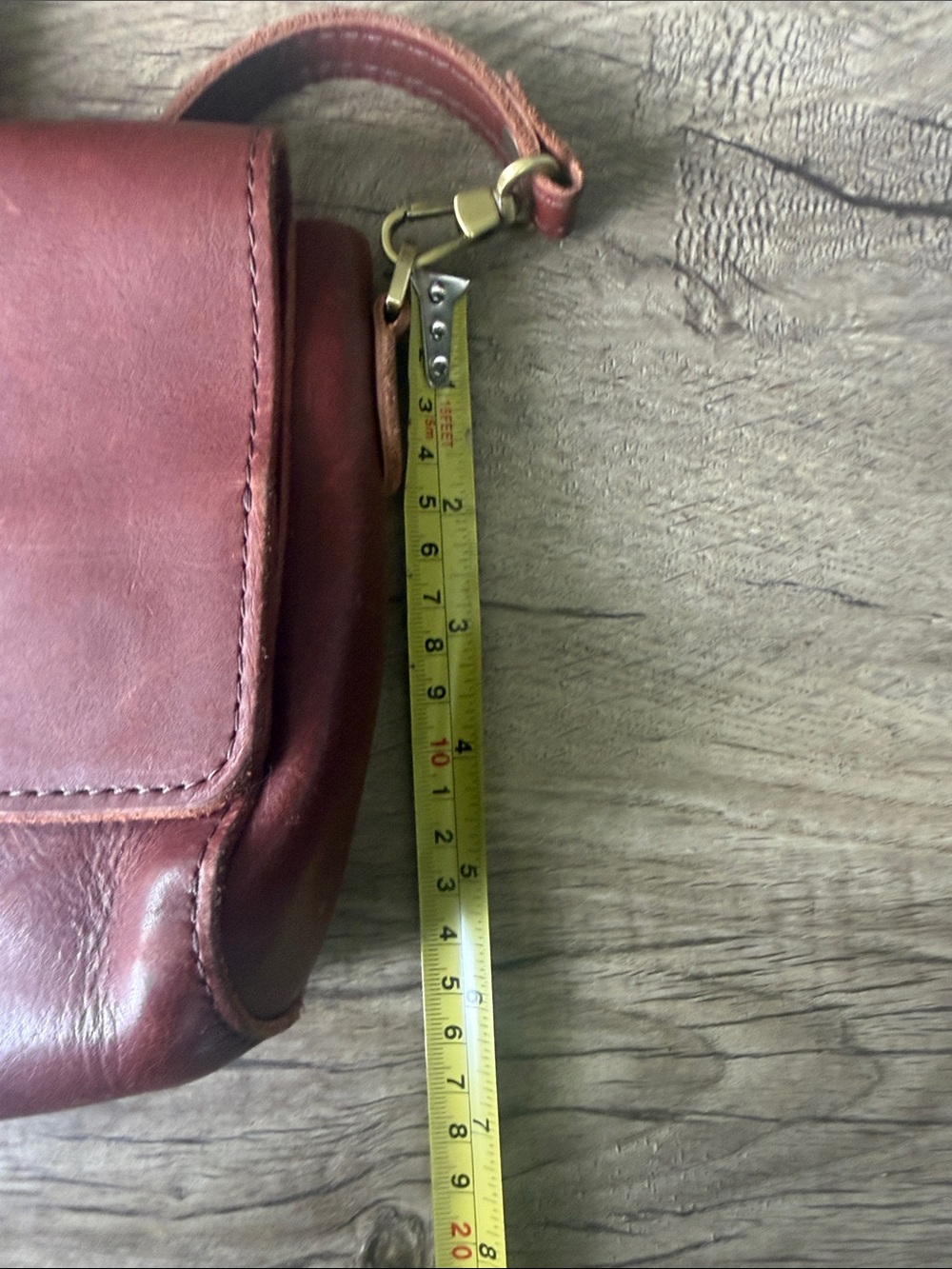 Portland Leather Women’s Rust Brown Leather Crossbody - Picture 7 of 9
